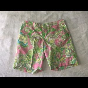Lilly Pulitzer Avenue Shorts Chin Chin